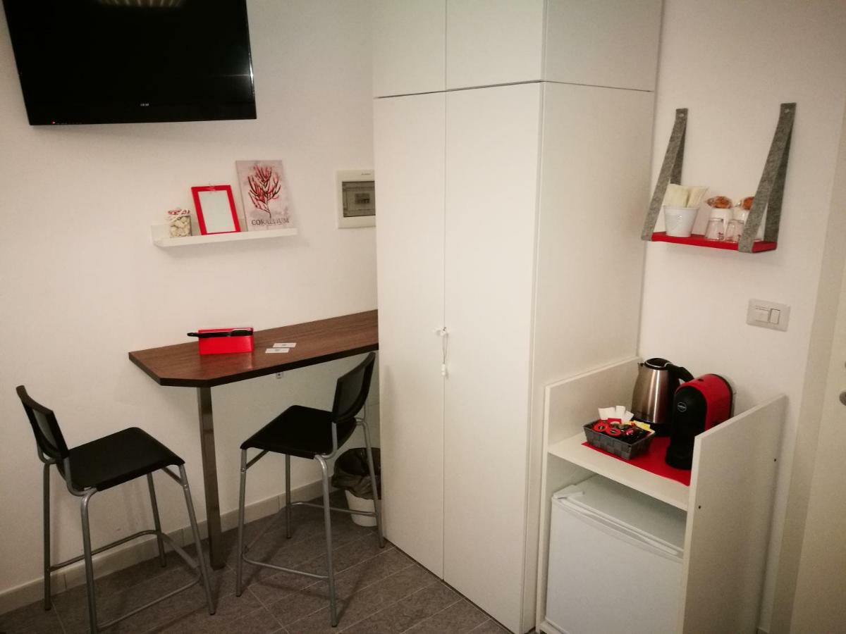 Simply House In 2 Apartment *